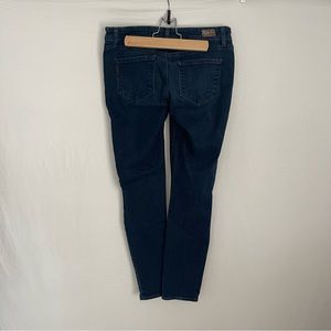 Paige dark wash Peg Skinny jeans 28